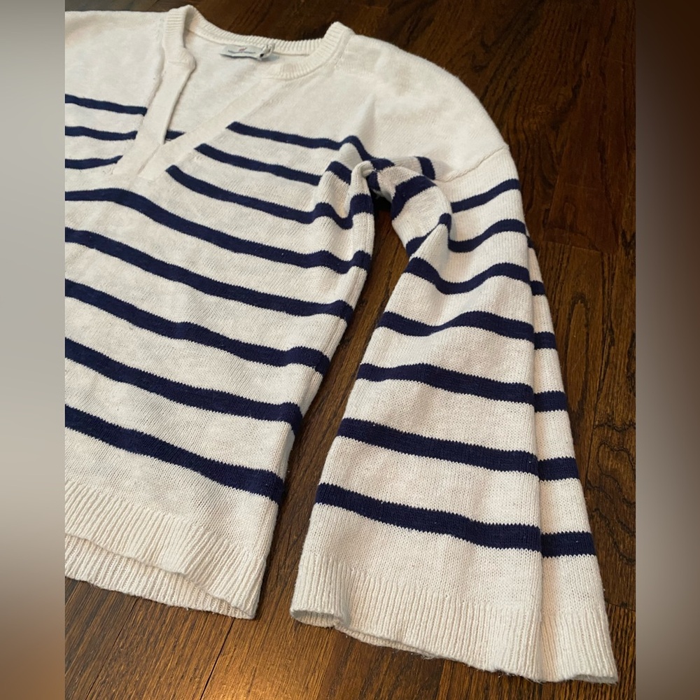 Vineyard Vines- linen cotton blend Knit Pullover v neck striped flare sleeve S - Picture 12 of 16